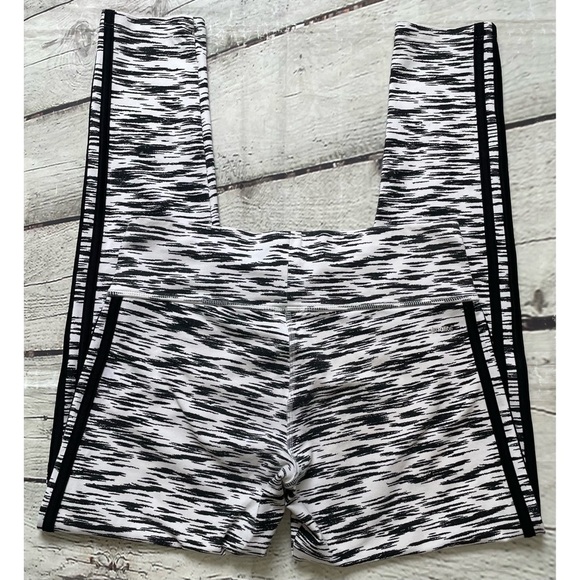 Adidas Performance ESS Tight - Picture 15 of 16